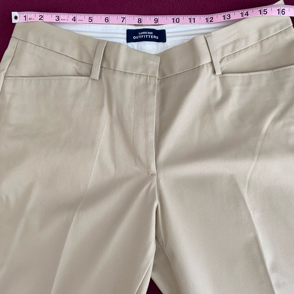 Lands’ End Outfitters khaki women’s Pants.